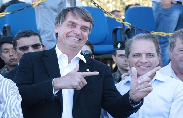 Projeto de autoria de Coronel David pode dar a Bolsonaro Título de Cidadão sul-mato-grossense Projeto de autoria de Coronel David pode dar a Bolsonaro Título de Cidadão sul-mato-grossense