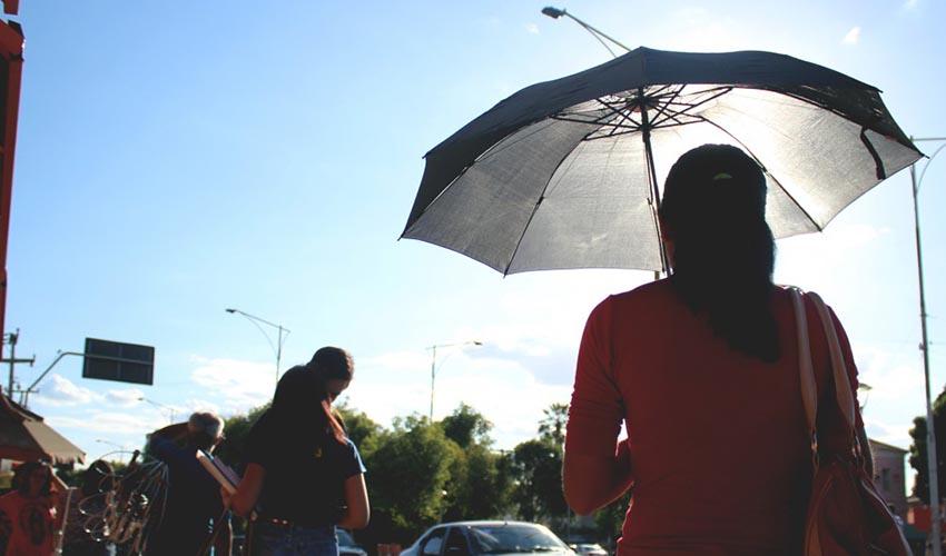 SEMEC de Três lagoas orienta professores a terem atenção em dias de alta temperatura SEMEC de Três lagoas orienta professores a terem atenção em dias de alta temperatura