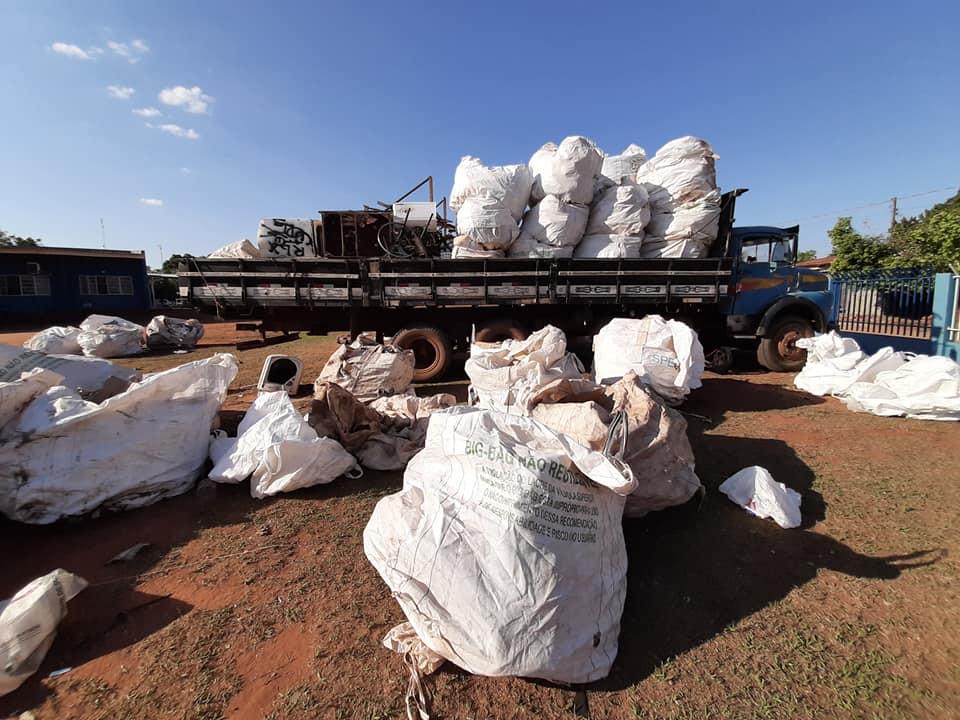 Escola de Três Lagoas arrecada 18 toneladas de materiais recicláveis e mais de R$ 7 mil