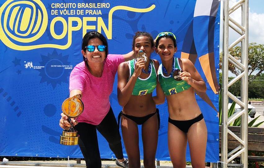 Circuito Brasileiro Sub21 de Vôlei de Praia: Aninha e Carol garantem 1º lugar para MS  