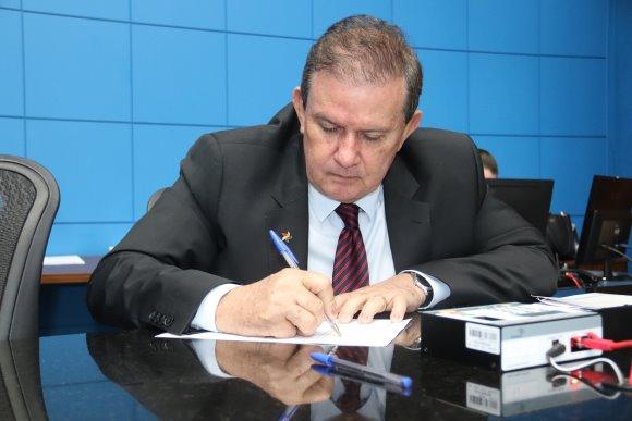 Eduardo Rocha solicita cascalhamento e patrolamento da MS-316 Eduardo Rocha solicita cascalhamento e patrolamento da MS-316