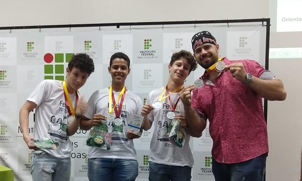 Projetos inovadores das escolas do Sesi são premiados em Feira de Tecnologia do IFMS