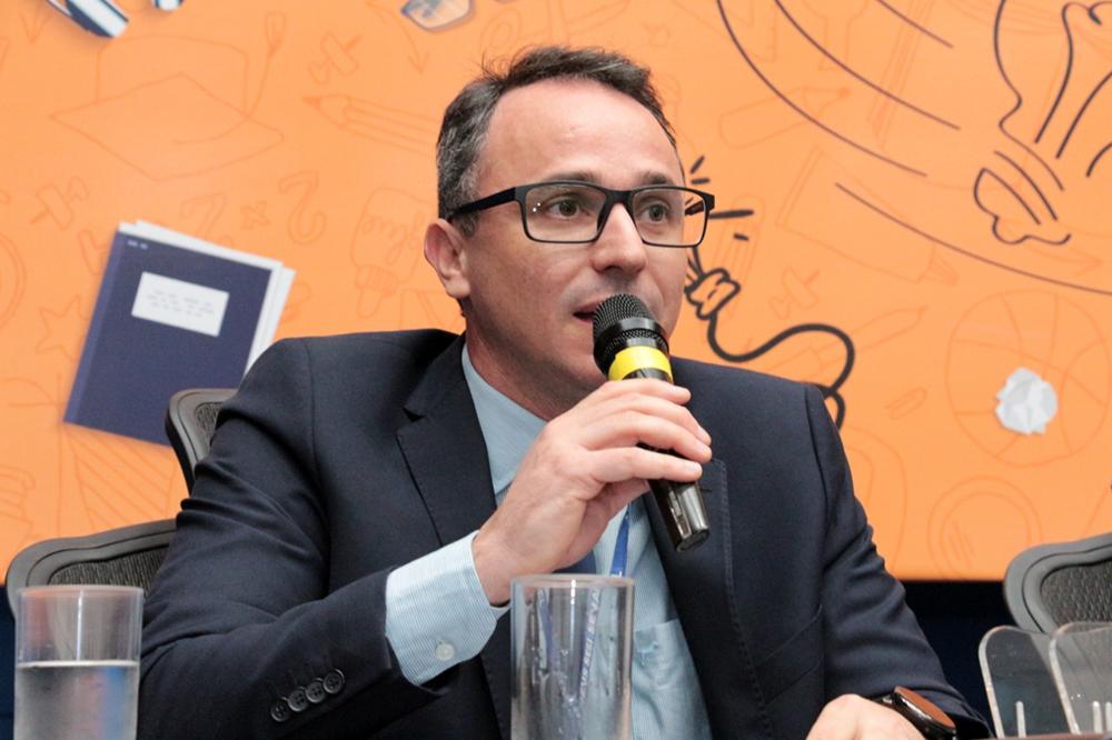 Em audiência pública, diretor do Senai destaca oportunidades profissionais para os jovens   