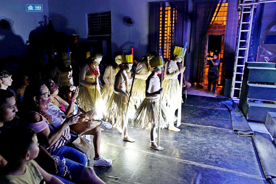 Alunos de teatro da Diretoria de Cultura apresentaram peças como conclusão de curso