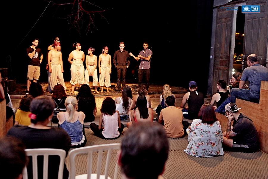 Alunos de teatro da Diretoria de Cultura apresentaram peças como conclusão de curso