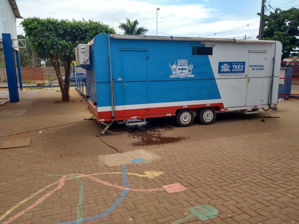 Equipe do Castramóvel desloca-se do Distrito de Garcias para a escola do Bairro Vila Alegre