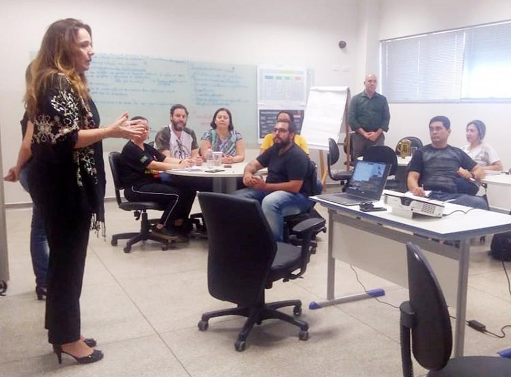 Escola do Sesi Três Lagoas inicia treinamento para implantação do Novo Ensino Médio Escola do Sesi Três Lagoas inicia treinamento para implantação do Novo Ensino Médio