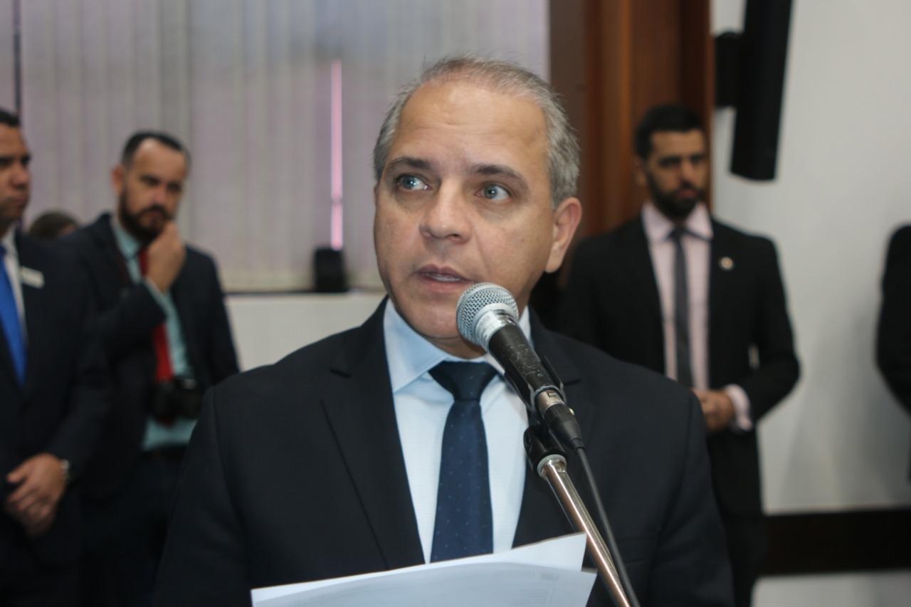 Para evitar acidentes, população do interior busca apoio de Coronel David para construção de passarelas Para evitar acidentes, população do interior busca apoio de Coronel David para construção de passarelas