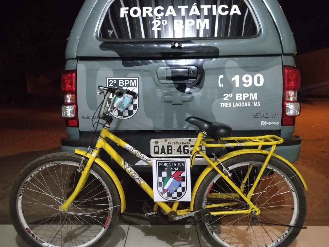 PM prende homem por tráfico de drogas e outro por receptação com celular e bicicleta furtada em Três Lagoas-MS