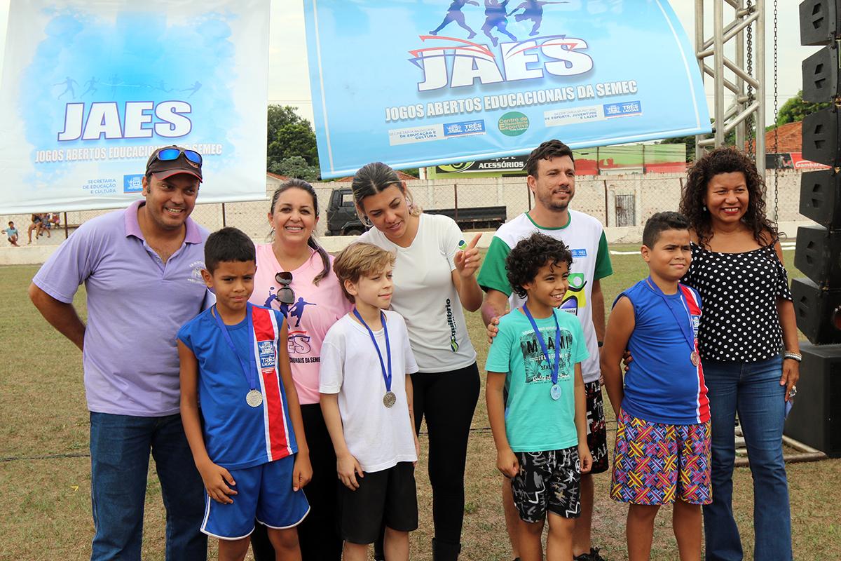 Famílias três-lagoenses prestigiam 3º JAES