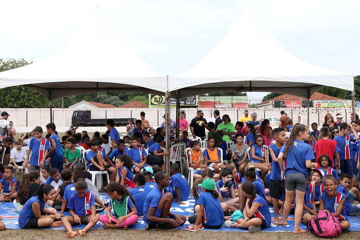 Famílias três-lagoenses prestigiam 3º JAES