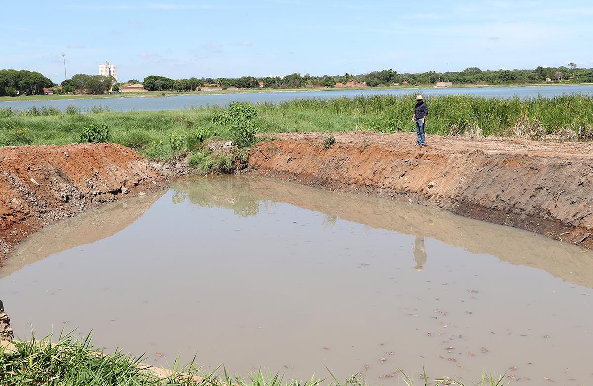 SEMEA instala cestos de contenção na Segunda Lagoa para prevenir poluição e contaminação do leito