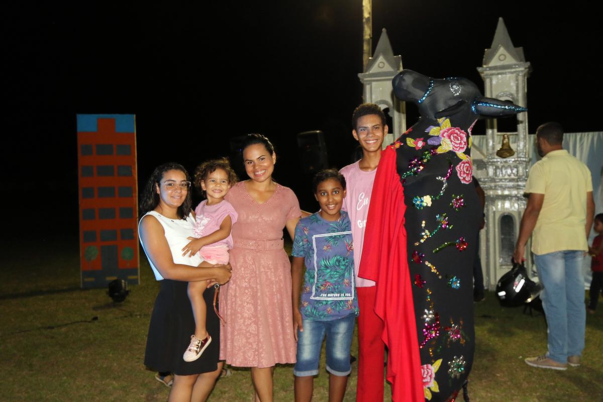 Encerramento de temas da Banda Cristo Redentor reúne educadores, famílias e amigos em noite especial
