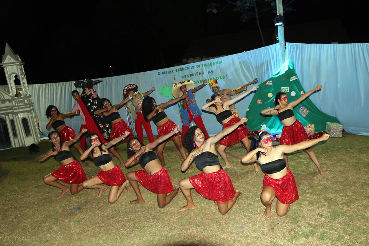 Encerramento de temas da Banda Cristo Redentor reúne educadores, famílias e amigos em noite especial