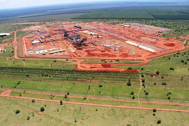 Grupo Acron reconhece e agradece cooperação do prefeito Angelo Guerreiro nas negociações da UFN-III