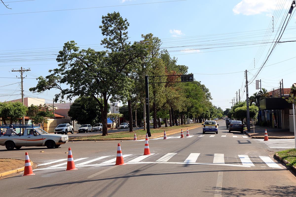 Novos semáforos e faixas de pedestre devem garantir maior segurança no trânsito de Três Lagoas