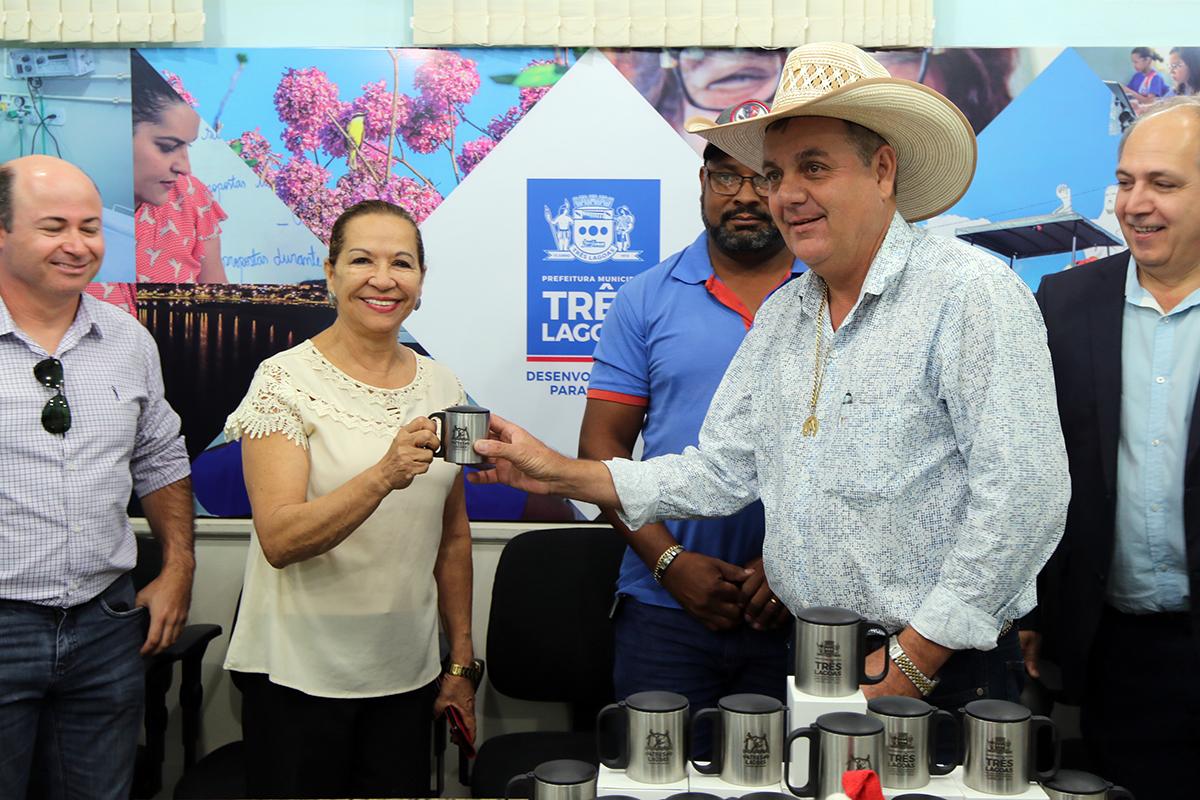 CAMPANHA: “Adote uma caneca” é iniciada na Prefeitura de Três Lagoas