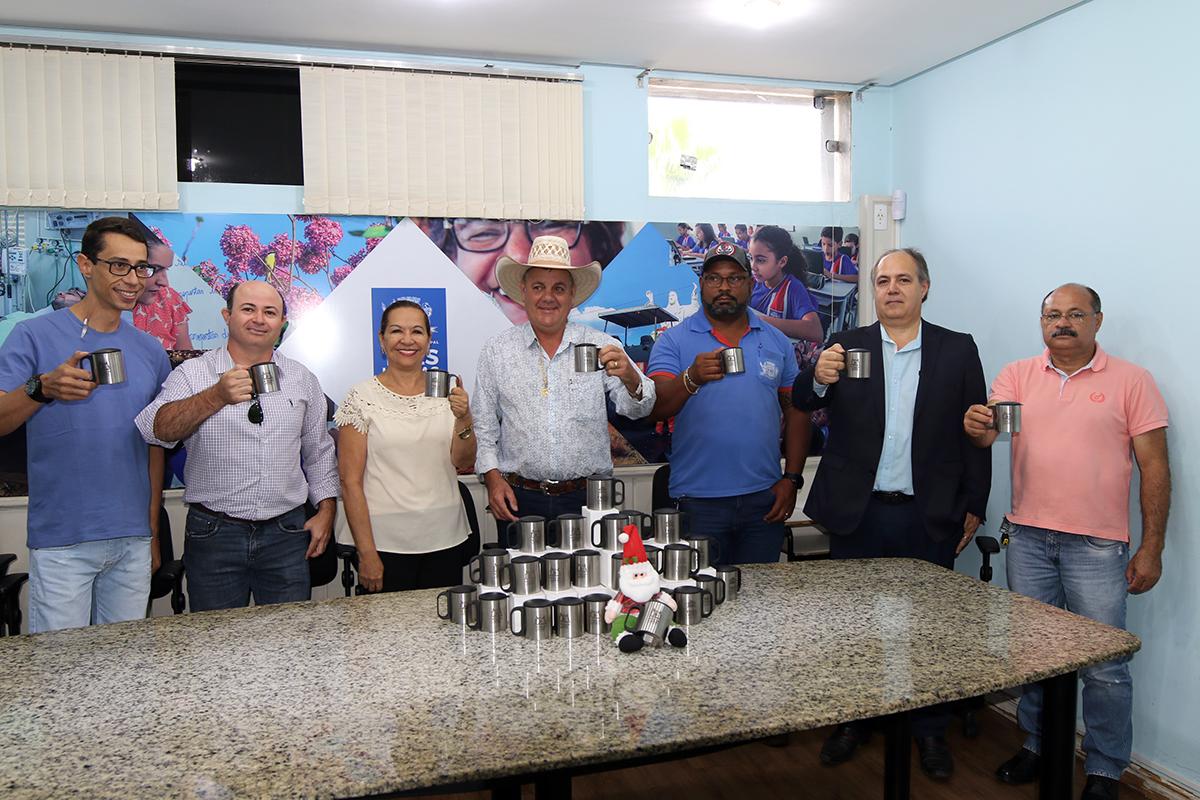 CAMPANHA: “Adote uma caneca” é iniciada na Prefeitura de Três Lagoas