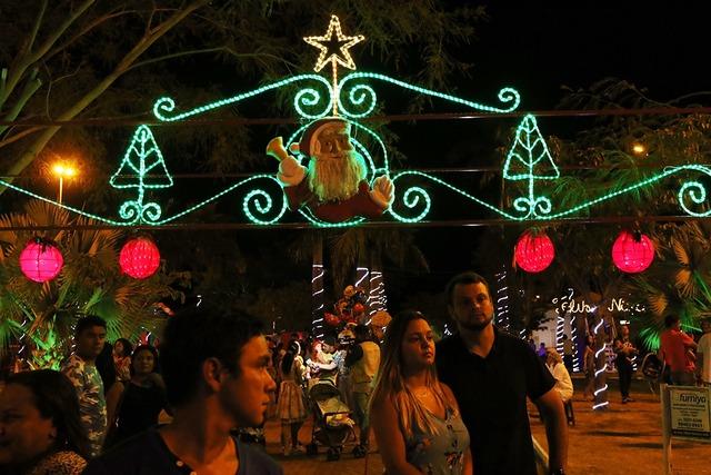 Serenata de Natal acontecerá durante toda a semana na Praça Senador “Ramez Tebet” Serenata de Natal acontecerá durante toda a semana na Praça Senador “Ramez Tebet”