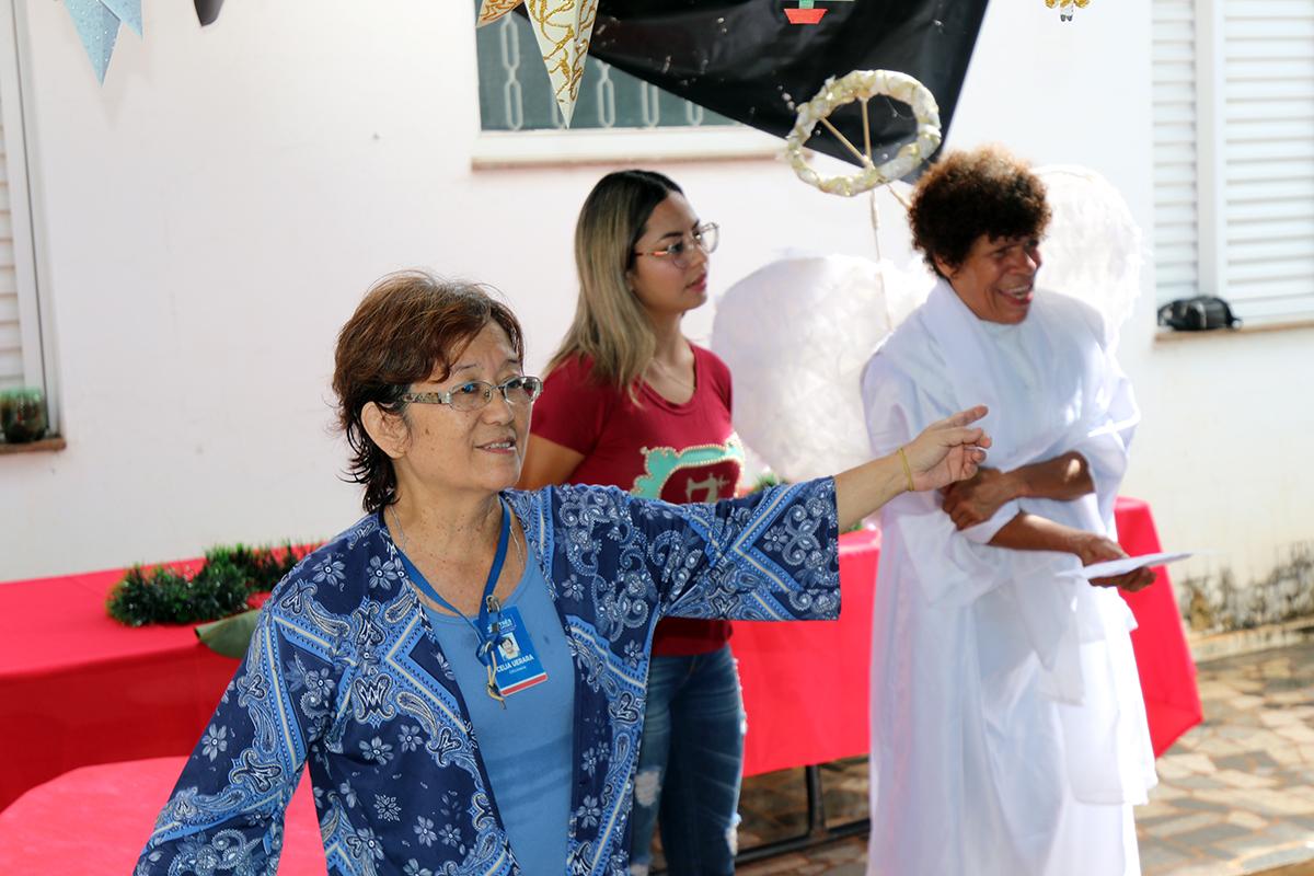 CAPS AD promove confraternização com encenação de Auto de Natal
