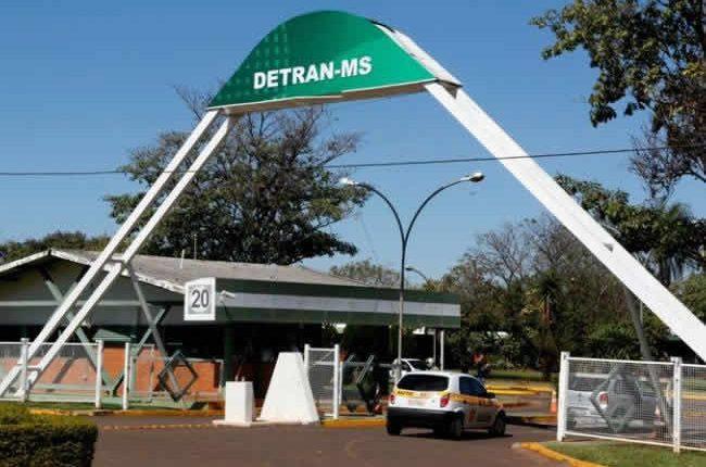 Após alerta de Coronel David governo desiste de aumentar taxas do Detran-MS