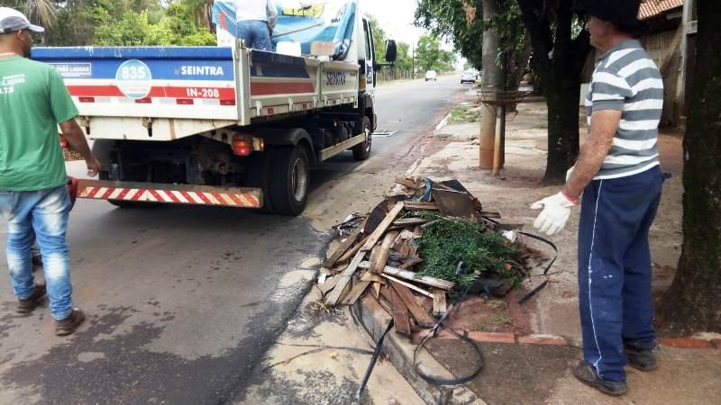 Equipes da Assistência Social e Defesa Civil prestam atendimento às famílias em situação de risco devido às chuvas