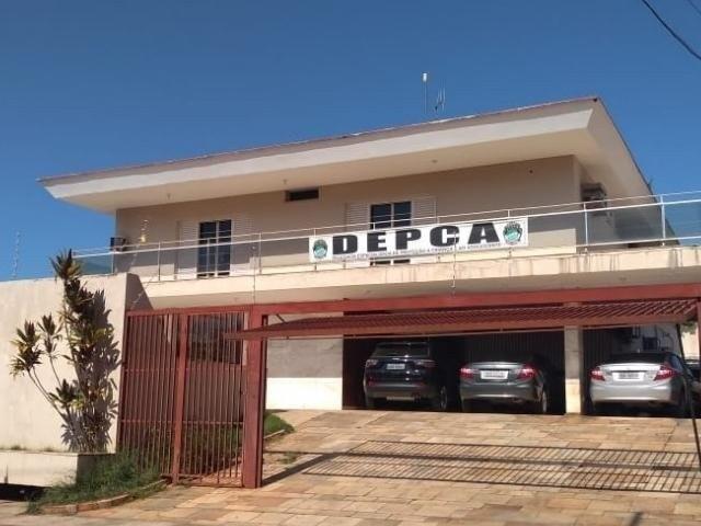 Conselho tutelar resgata crianças que se alimentavam de comida estragada