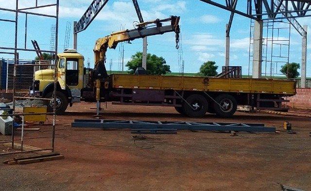 Empresa tem caminhão furtado de dentro do pátio de porto de areia em Três Lagoas