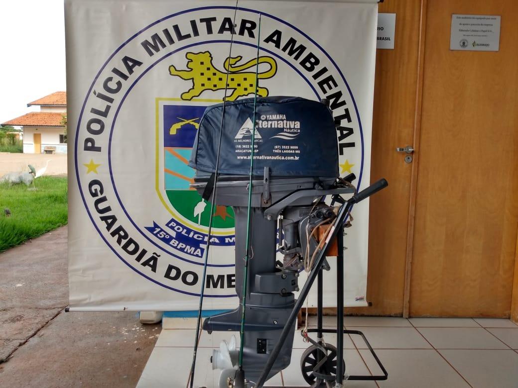 PMA de Três Lagoas autua dois em R$ 5 mil por pescar durante a piracema no rio Sucuriú PMA de Três Lagoas autua dois em R$ 5 mil por pescar durante a piracema no rio Sucuriú