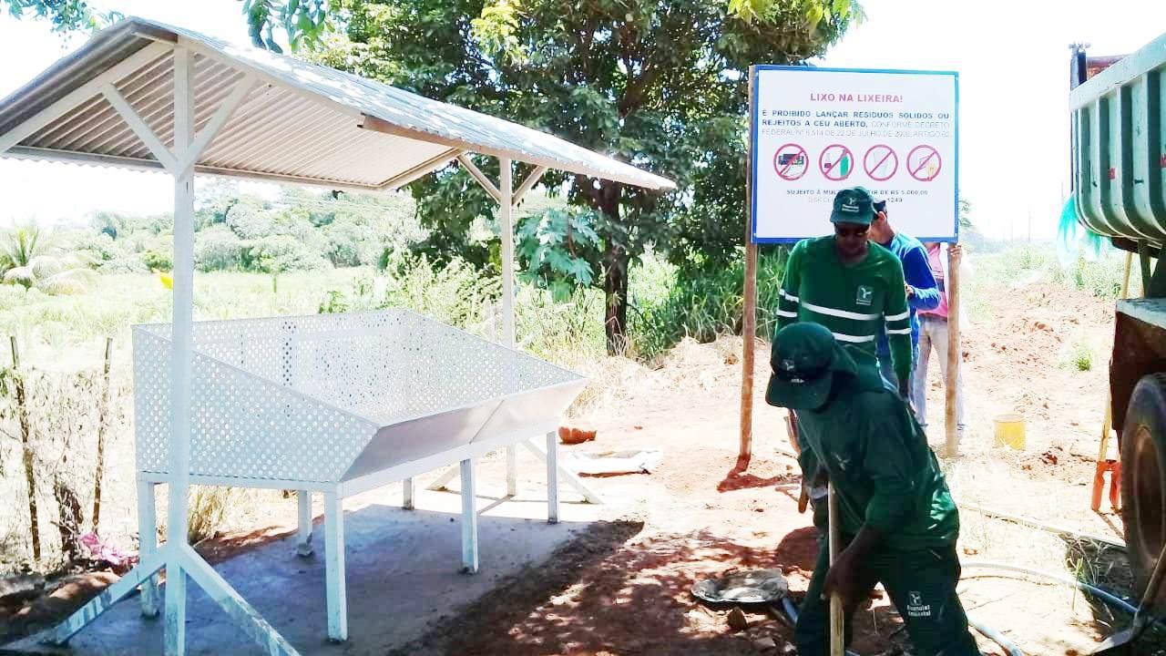 Novas lixeiras estão sendo instaladas nas estradas rurais e ranchos de Três Lagoas