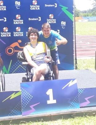 Paratleta da APAE de Três Lagoas garante medalha de ouro em campeonato