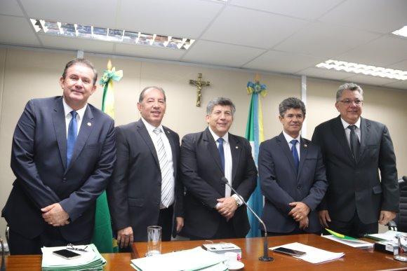 Estreante como membro titular da CCJR, deputado Eduardo Rocha participa de primeira reunião do ano Estreante como membro titular da CCJR, deputado Eduardo Rocha participa de primeira reunião do ano