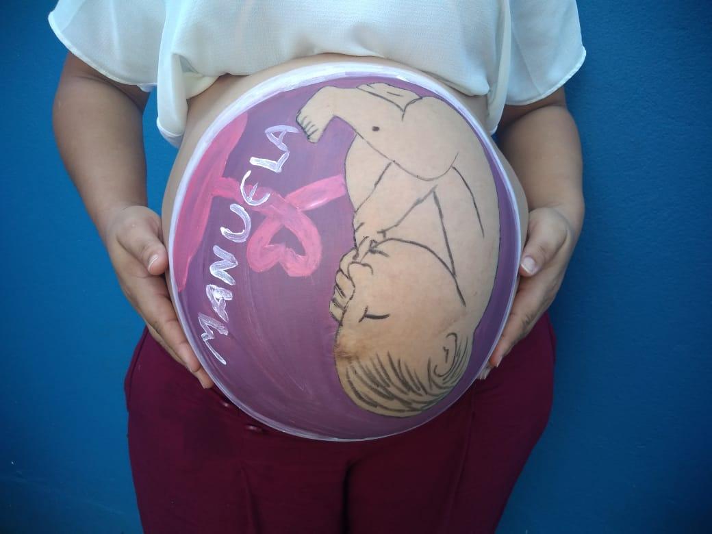 PRÉ-NATAL – Barrigas de gestantes da Unidade de Saúde Interlagos recebem pinturas gestacionais