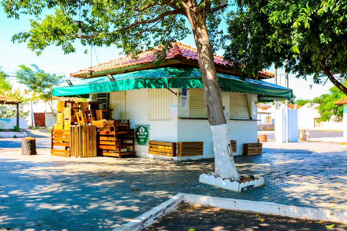 Comerciantes de Três Lagoas aderem às medidas de prevenção contra o COVID-19 Comerciantes de Três Lagoas aderem às medidas de prevenção contra o COVID-19