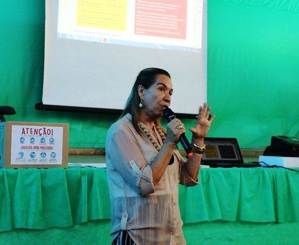 Servidores são orientados sobre o fluxo de atendimento de casos suspeitos nas Unidades de Atenção Primária de Saúde