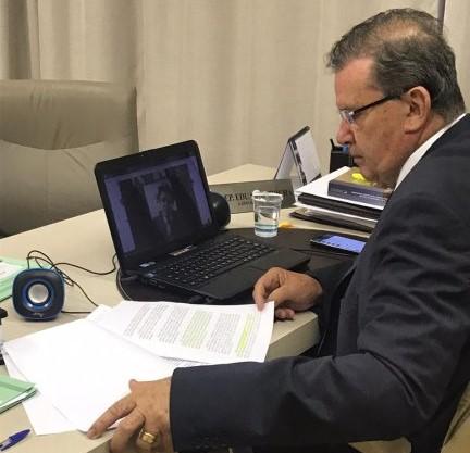 Em reunião da CCJR, deputado Eduardo Rocha relata projetos para dar continuidade à tramitação Em reunião da CCJR, deputado Eduardo Rocha relata projetos para dar continuidade à tramitação
