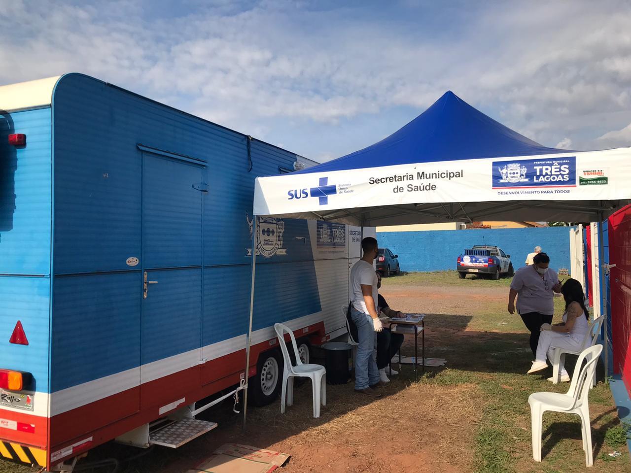 Castramóvel já se encontra instalado para atendimento no pátio da USF Santa Rita