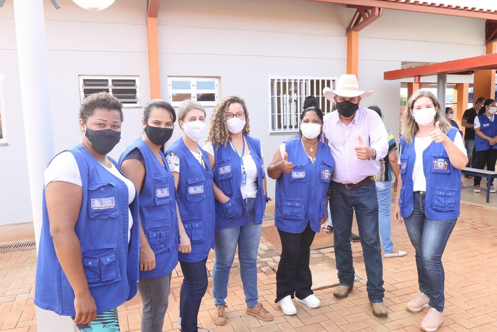 NATAL SOLIDÁRIO – Mais de 1,2 mil famílias do CRAS “Ana Maria Moreira” estão recebendo cesta de alimentos