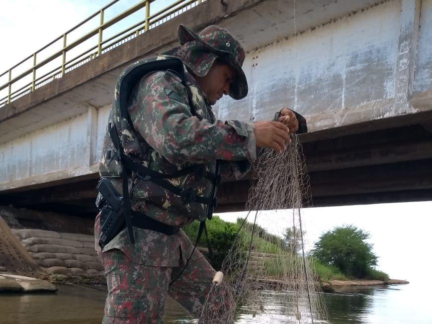 PMA de Bataguassu fiscaliza 13 embarcações e 31 pescadores 