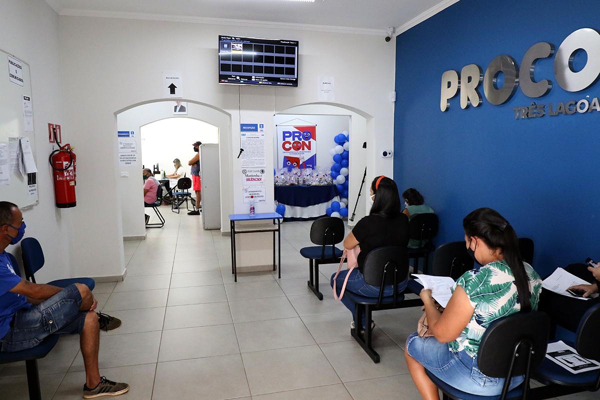 Procon de Três Lagoas marca Dia do Consumidor com apresentação do novo mascote