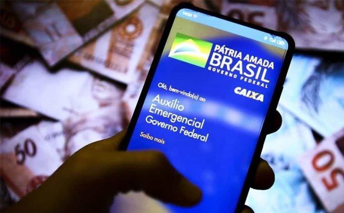 Ao pedir o divórcio, mulher é esfaqueada 14 vezes e o marido foge em MS 