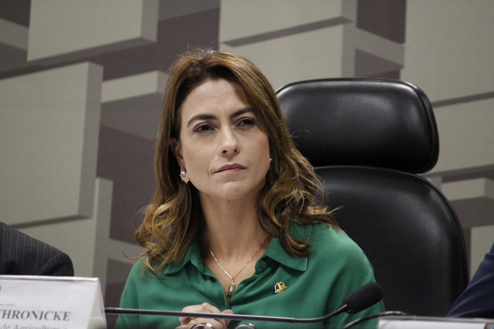 Em reunião da bancada, senadora Soraya Thronicke destaca construção do centro de hemodiálise de Jardim