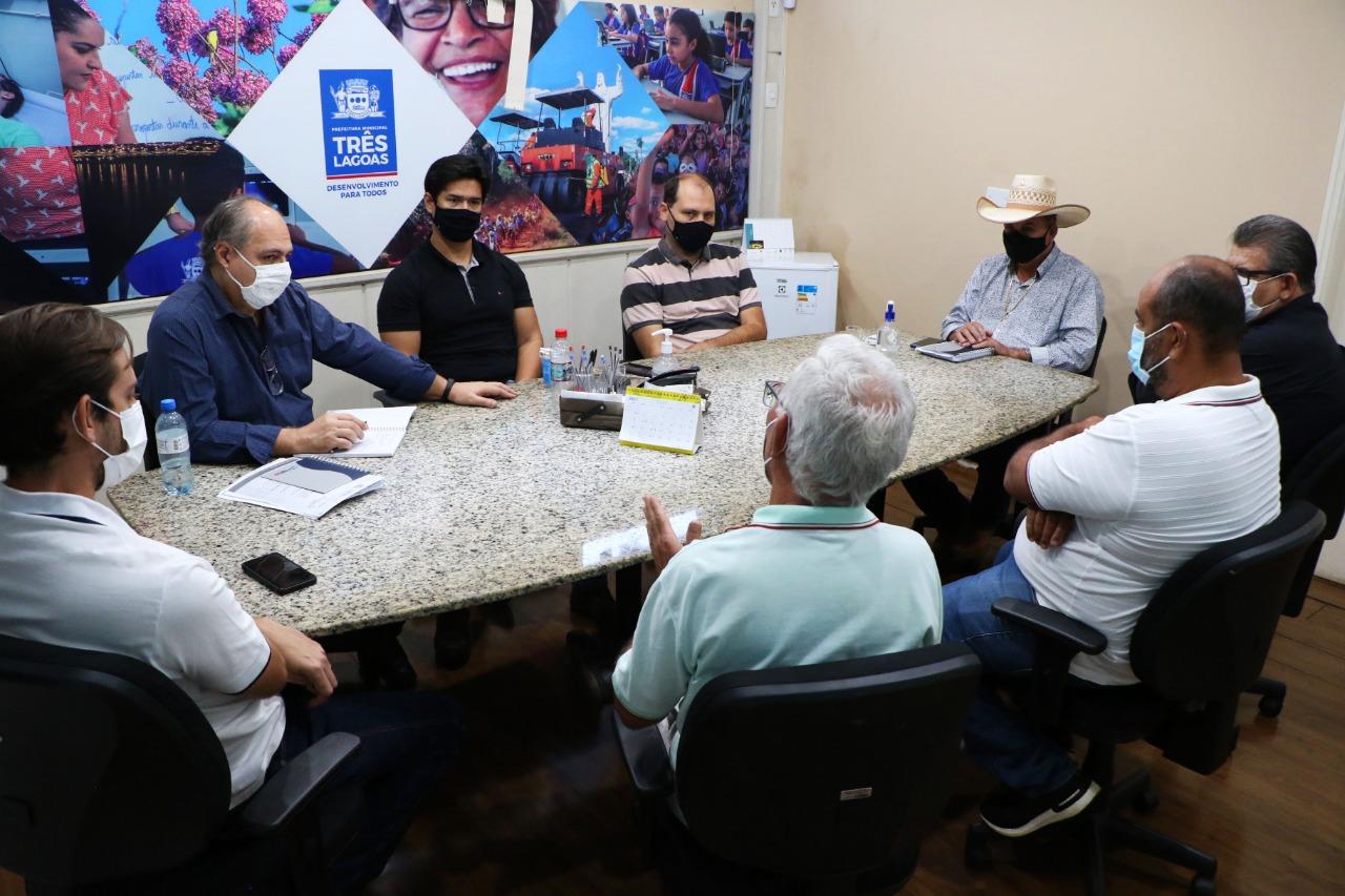 Renovação do prazo de Concessão da Zona Azul é pauta de reunião com prefeito de Três Lagoas