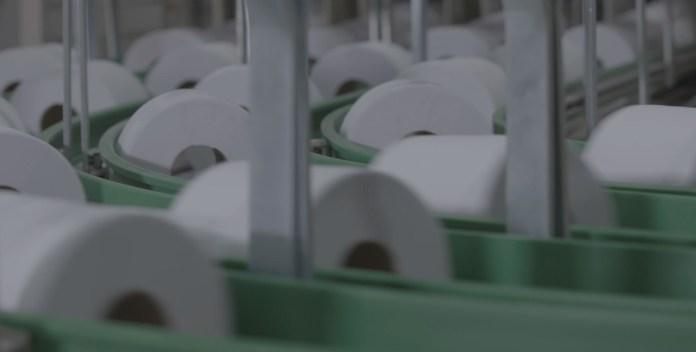 Presença de mulheres em cargos de liderança vira compromisso financeiro na Suzano