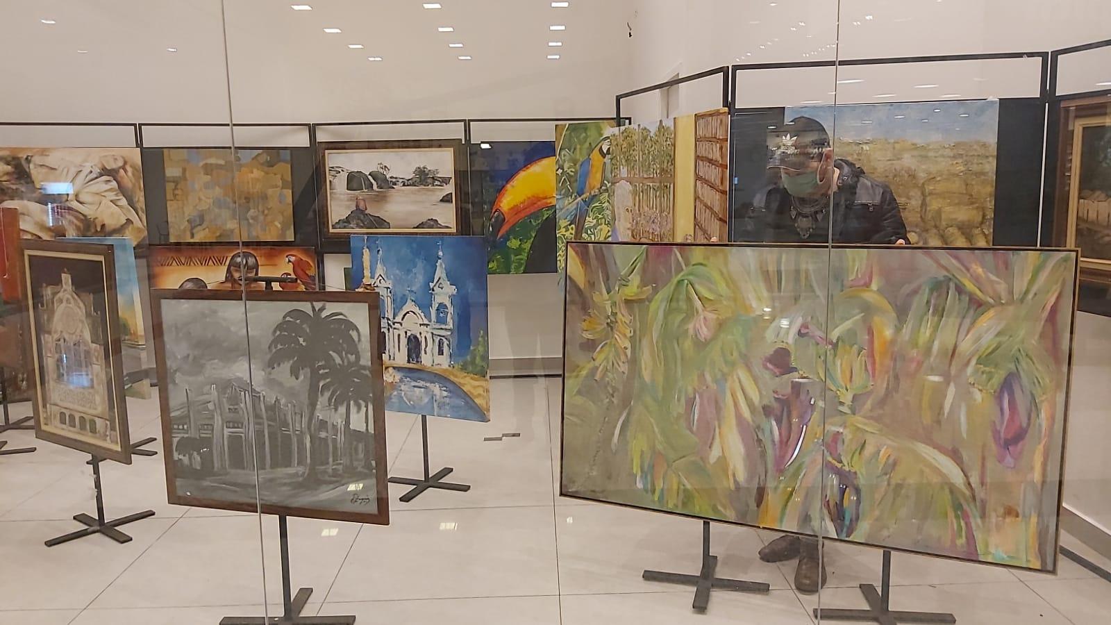 Exposição do 1º Acervo Permanente de Obras de Artes de Três Lagoas será marcado com cerimônia de encerramento Exposição do 1º Acervo Permanente de Obras de Artes de Três Lagoas será marcado com cerimônia de encerramento