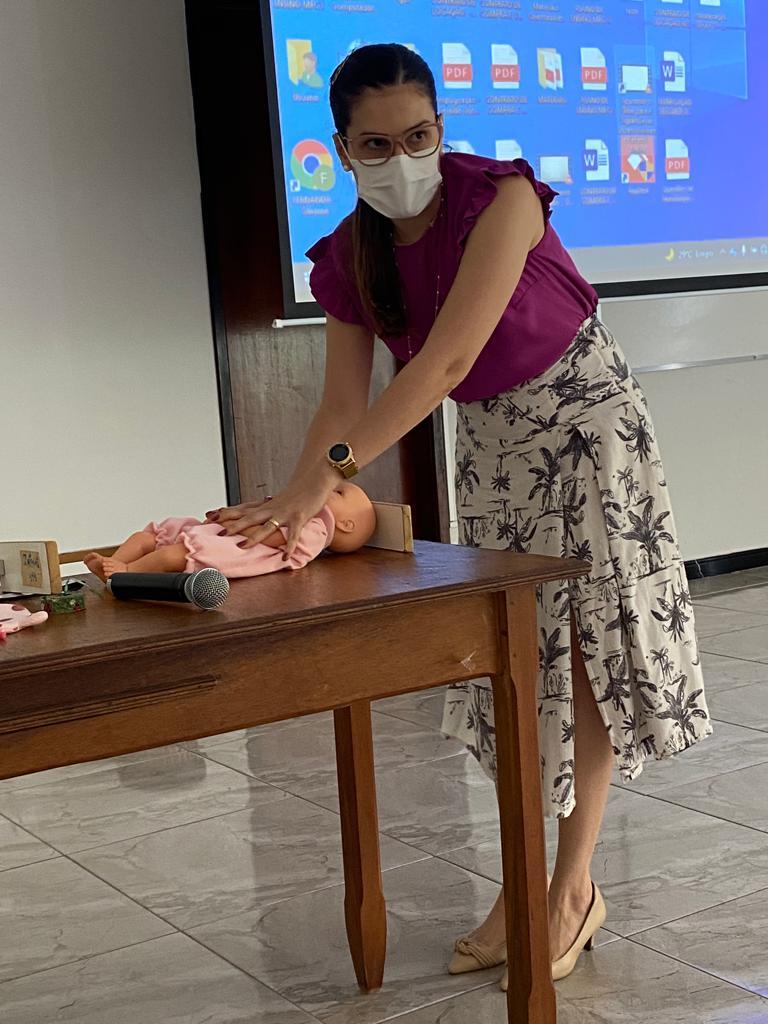 SAÚDE NA ESCOLA - SMS promove capacitação de enfermeiros para atendimento de crianças na Atenção Básica em Saúde SAÚDE NA ESCOLA - SMS promove capacitação de enfermeiros para atendimento de crianças na Atenção Básica em Saúde