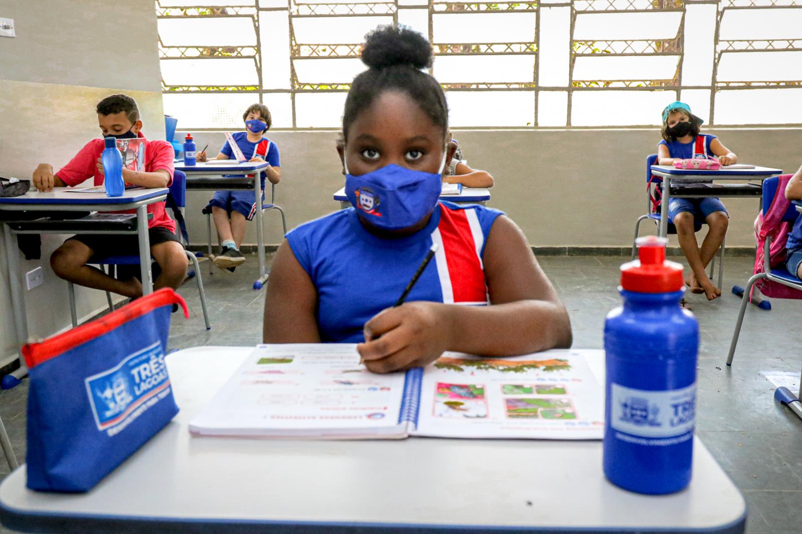 Rede Municipal de Ensino de TL atende 84 estudantes de famílias imigrantes