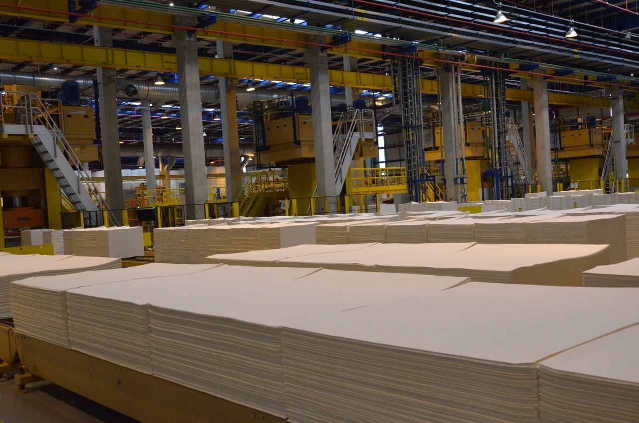 Suzano vende 2,7 milhões de toneladas de celulose e papéis no primeiro trimestre de 2022