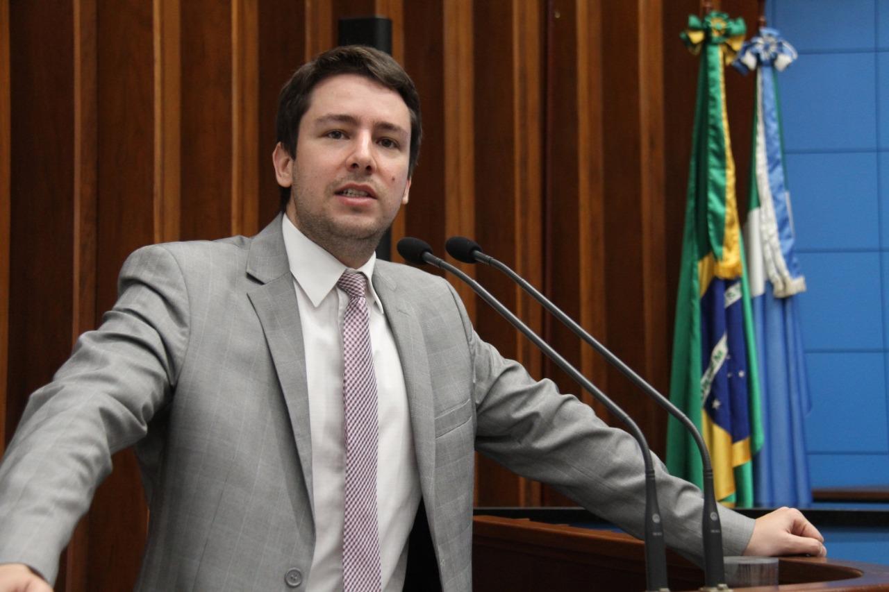 Sancionada lei que permite aos CACs o direito ao porte de arma