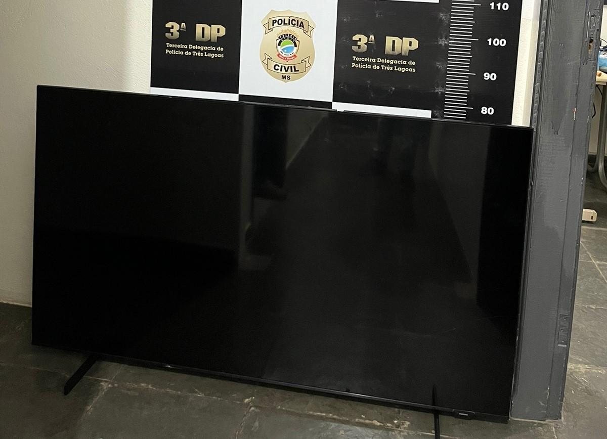 Moradora do Jd. Planalto que pagou R$ 1.300,00 em TV de 60 polegadas deve responder por receptação 